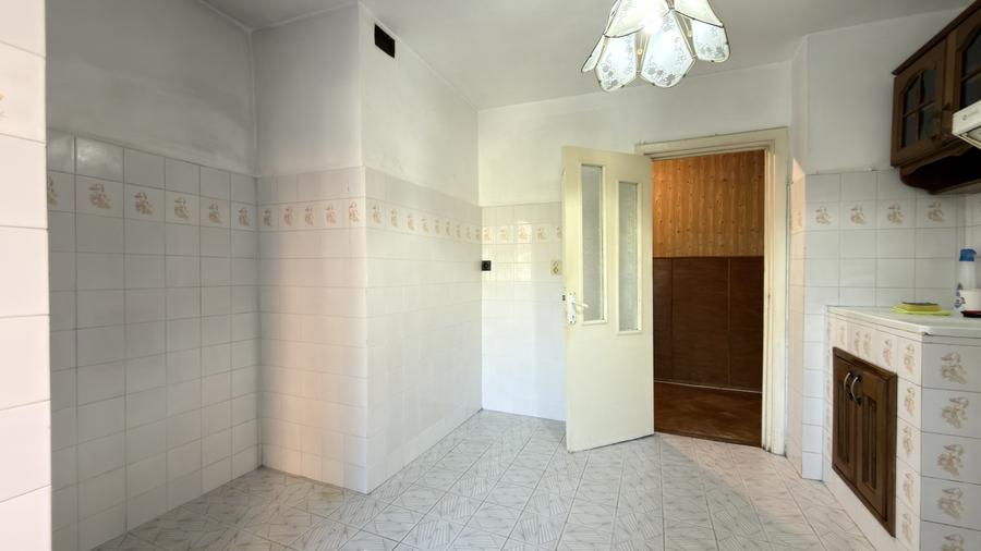 Apartament 2 camere, 50 mp utili, etaj 3 - zona Soarelui