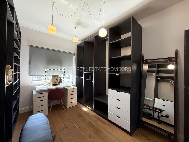 Apartament 4 camere | 2 locuri parcare | panorama superba asupra lacului Emerald - 14