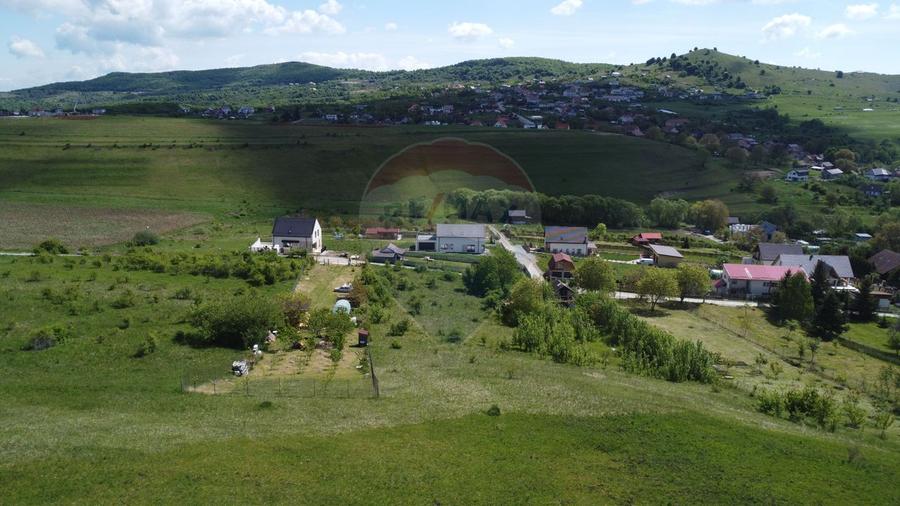 Teren intravilan 2307 mp în Salicea, zona premium, aproape de Cluj