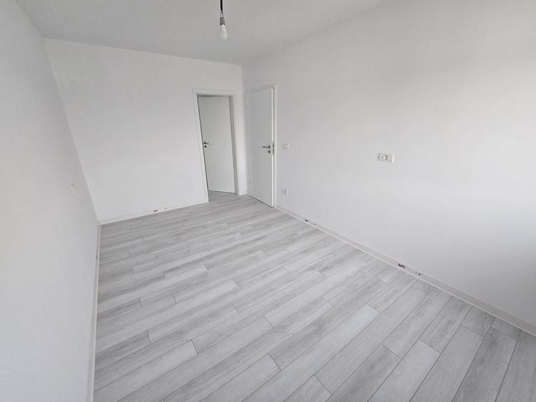 Langa Calea Timisoarei. Bucatarie inchisa. GRADINA PROPRIE. 2 Balcoane