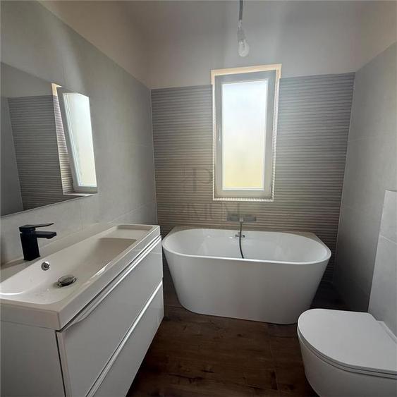 Casă individuală, 3 dormitoare, teren 600 mp – Moșnița Nou&#