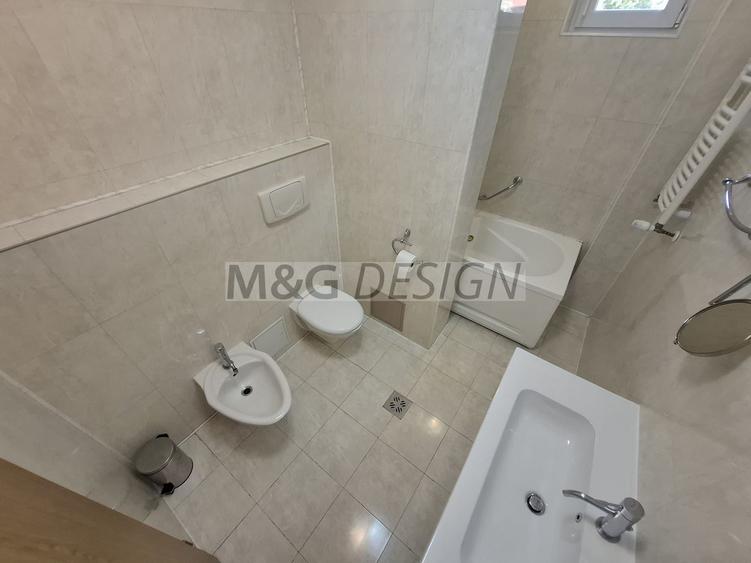CENTRAL, 3 camere LUX, et 1, CT;AC