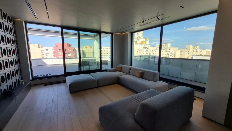 PENTHOUSE CU SCARA INTERIOARA 5 CAMERE MOBILAT ULTILAT LUX - BLOC NOU FINALIZAT