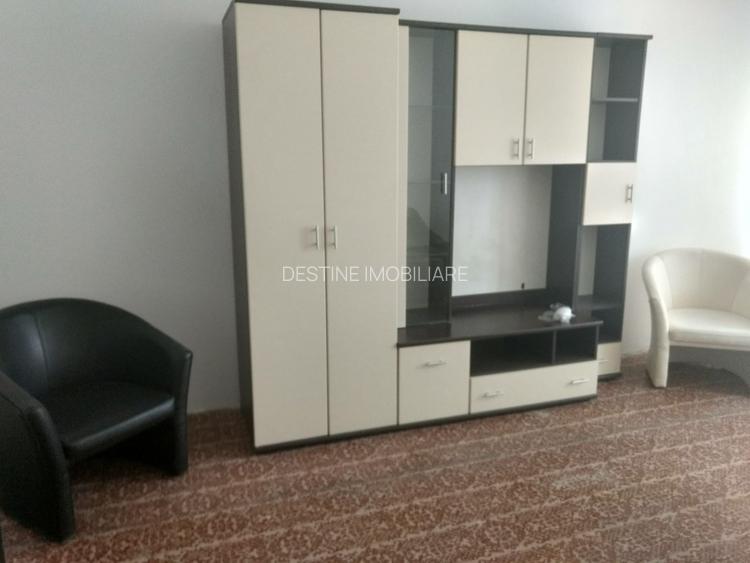 Apartament 2 camere decomandat, etaj intermediar - 7