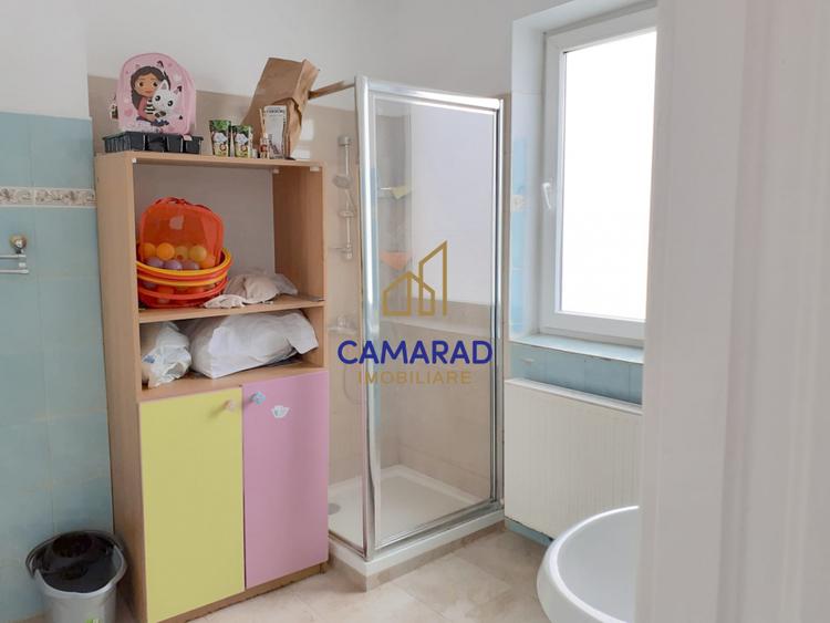 Casă de vânzare cu 5 camere - Piața Iancului/Muncii