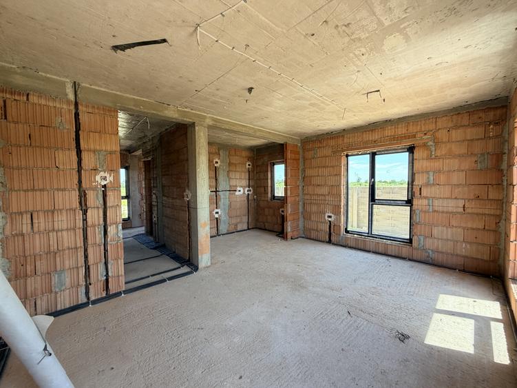 Duplex 3 camere si 3 bai - Zona Urban Village - Mosnita