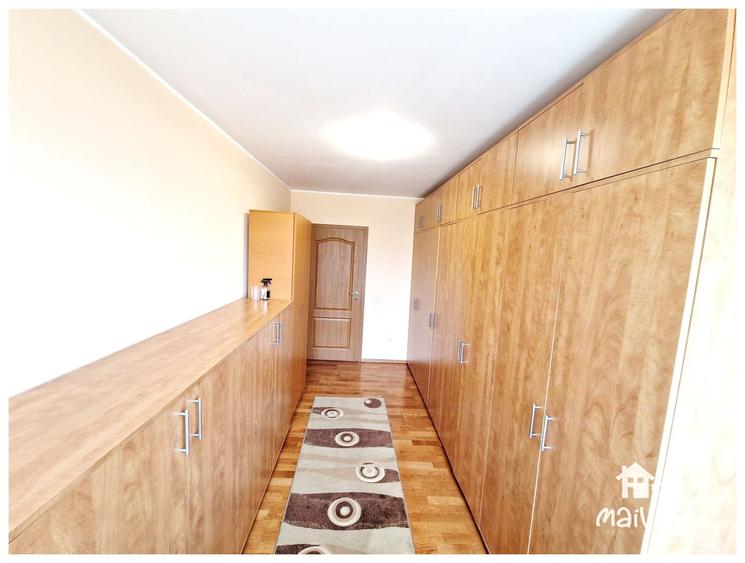 Vila superba cu garaj si  teren 1500 mp, Covasna