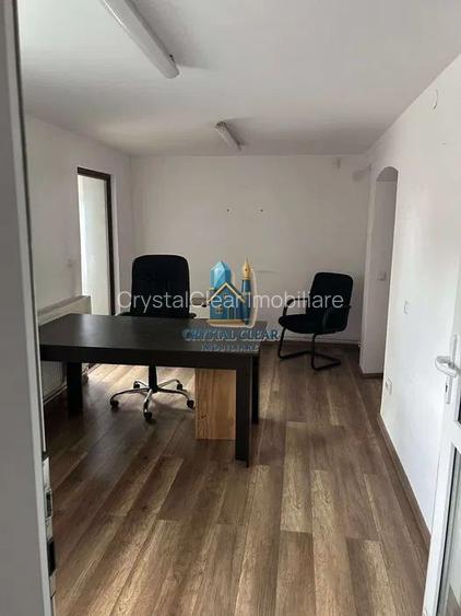 Casă pe 3 nivele, cu 13 camere-zonă centrală, str. Mihail Kogălniceanu