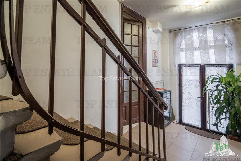 Vila de vanzare  - Zona Victoriei | Pretabil birouri, clinica sau rezidential - 9