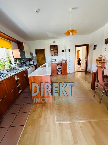 Casa + teren generos de vanzare, Str. Valea Ghinzii