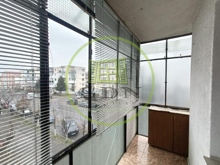 Apartament cu 3 camere, etaj 2, de vânzare în mun. Reghin, bld. Unirii