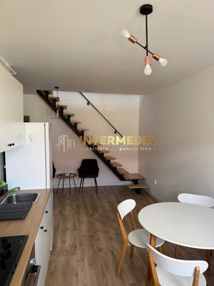 Apartament cu 3 camere Bloc NOU CENTRU Scara Interioara Mobilat Utilat Parcare
