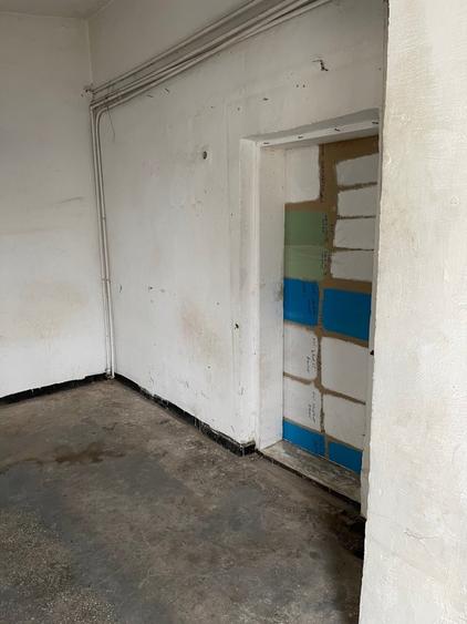 Spatiu comercial-Fost Magazin Casa Lebada, Sos. Bucium 23