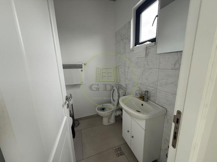 Spatiu comercial, 44 mp, Carcea, zona Ford