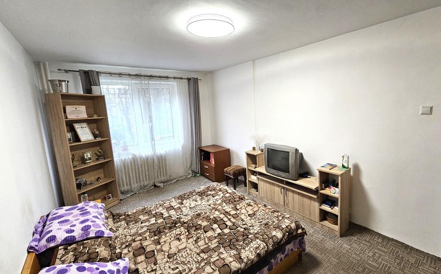 Metrou Lujerului - Plaza Romania vanzare apartament 3 camere + boxa