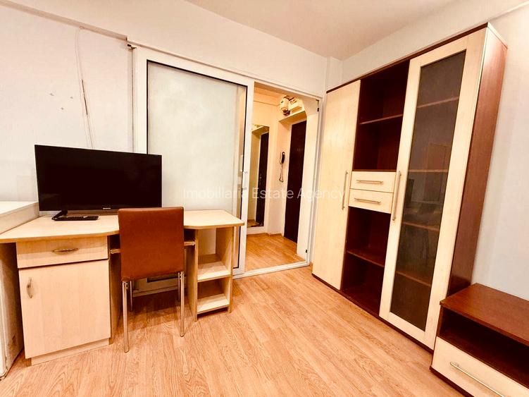Garsoniera Basarabia, 10 minute metrou Muncii, stradal, mobilată modern - 3