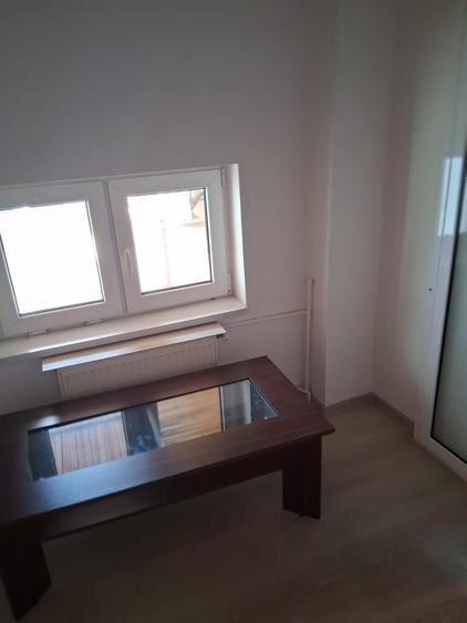 Tineretului metrou D+1+M NEMOBILATA , pretabila birouri/locuit