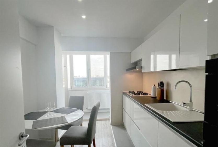 Decebal | 3 Camere | Decomandat | Lux | 9/9