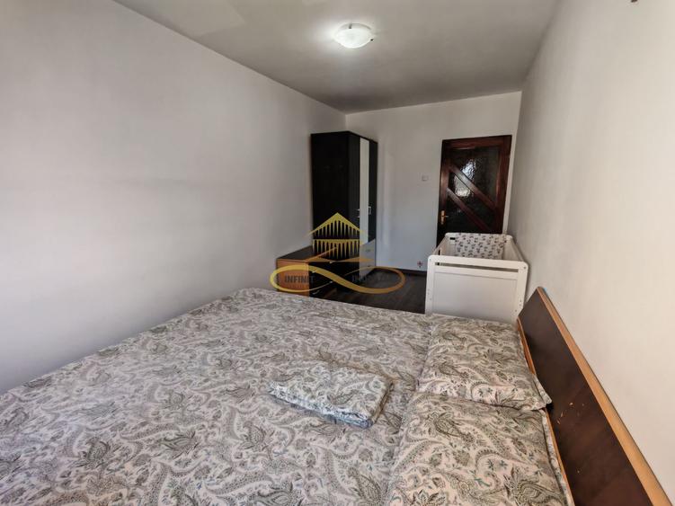 Vând apartament cu 3 camere decomandate in centrul orașului Bacau