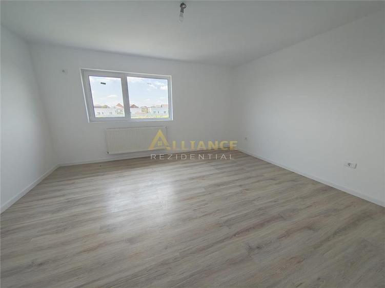 Casa tip duplex - 3 camere - 2 bai