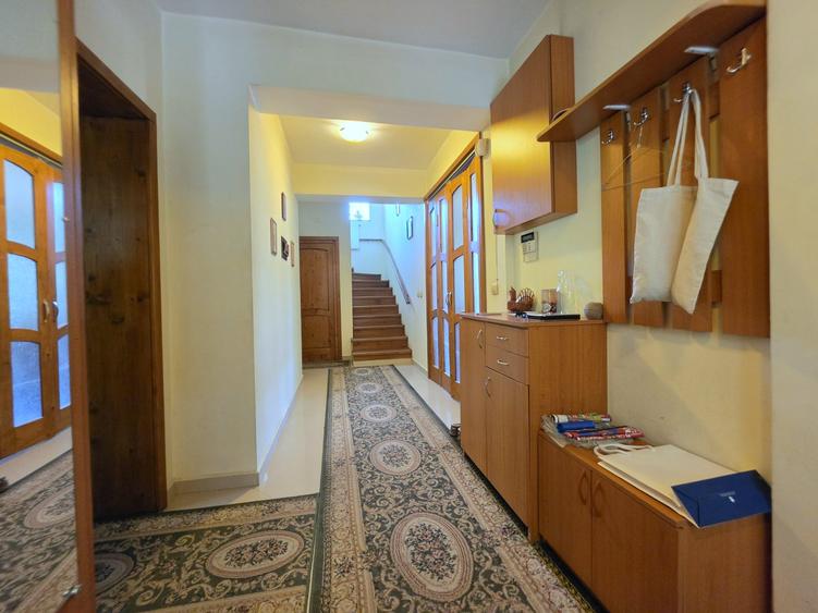 Vila individuala Chiajna - Rosu, peste 400 mp construiti, teren 1250 mp