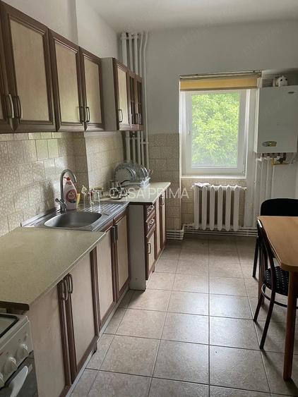 PACURARI-ap. 3 camere,decomandat,71mp, liber, et.1/7,geam la baie ! - 2