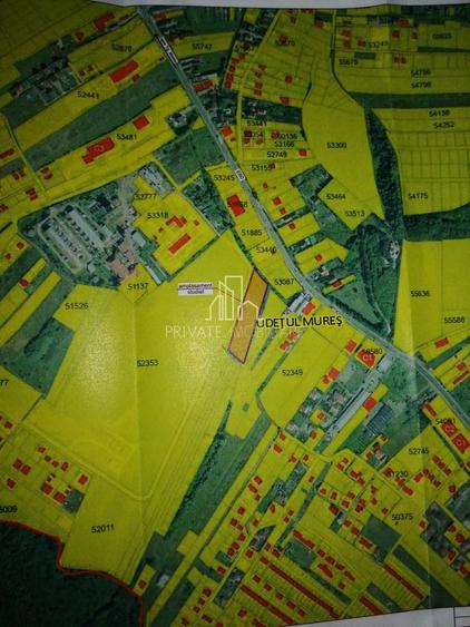 Teren 5 300 Mp Intravilan De Vanzare, Str Bujorului, Corunca