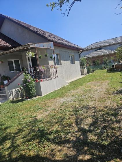 Casă individuală P+M în Livada,Iclod -100mp complet renovați și mobilați.