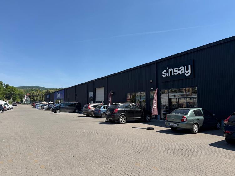 Spațiu comercial premium de închiriat 550 mp în galerie comercială