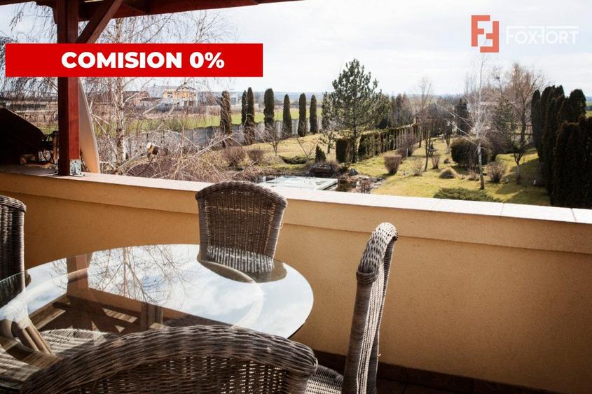 Vila Duplex cu lac si piscina Giarmata Vii cu 5880 mp de teren - ID V5269