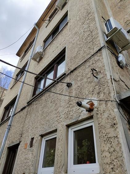 APARTAMENT 4 CAM FOISORUL DE FOC