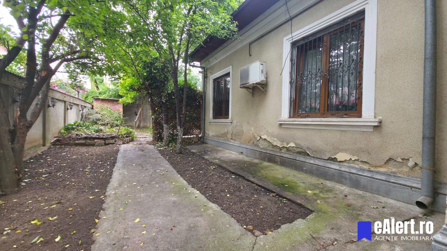 Casa de vanzare, teren generos, sector 5, aproape de Eroii Revolutiei