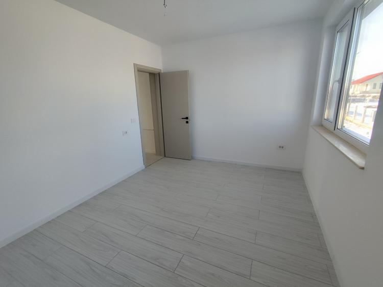 Casa tip duplex,finalizata,intabulata,acces asfaltat-Popas Pacurari,cod:161300
