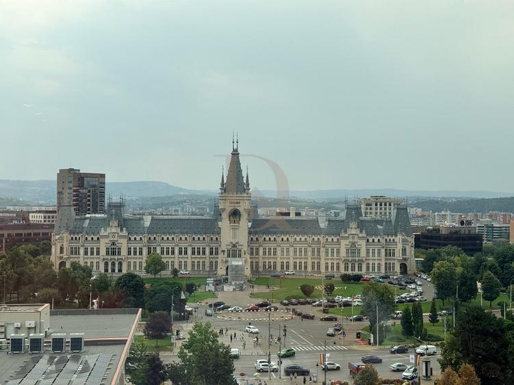 Apartament premium cu 4 camere – Centru Civic , Vedere unică !