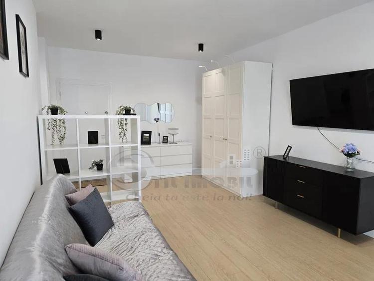 Apartament 2 camere decomandat, 60 mp, Silk District, etaj 9, mobilat, parcare i