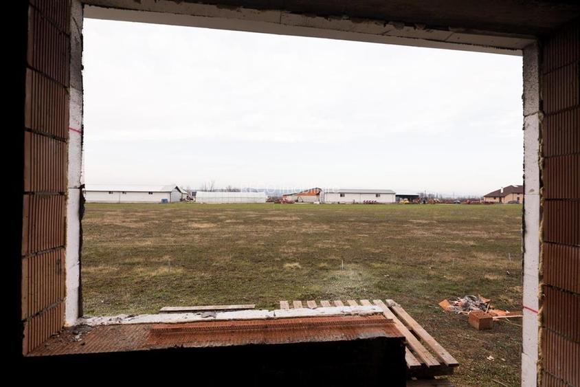 RECO Casa la rosu - 3 dormitoare, plan parter 120 mp utili - Osorhei - 32