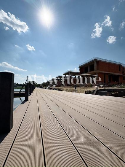 Casa individuala cu 5 camere in complex exclusivist pe malul lacului Snagov
