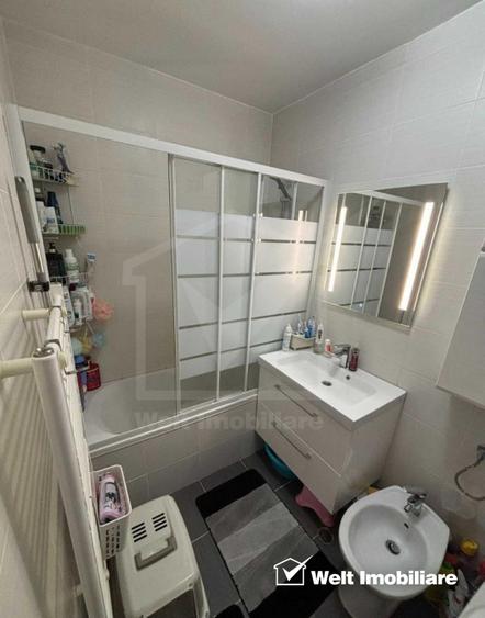 Apartament cu 3 camere la etajul 1 cu parcare in Floresti