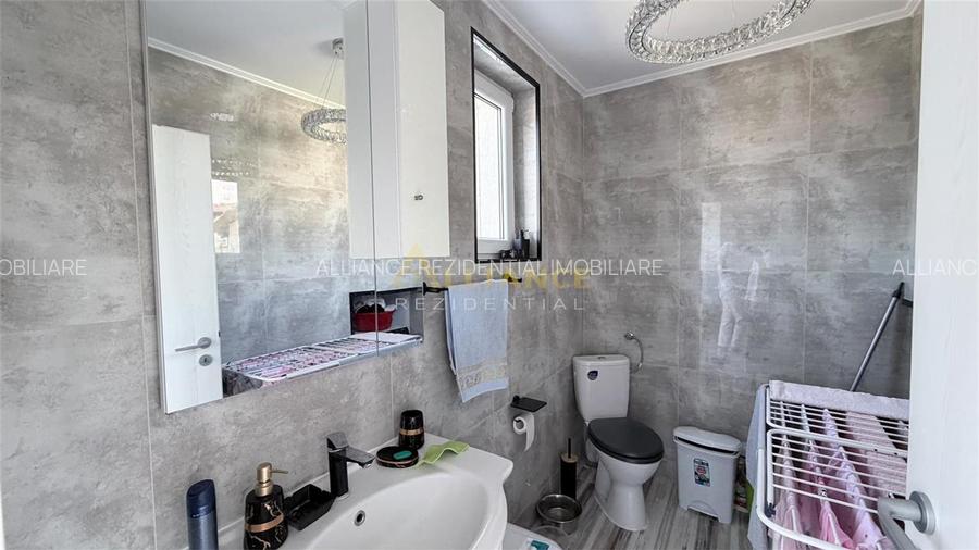 Duplex - 3 camere - 2 bai - 227mp teren - 4