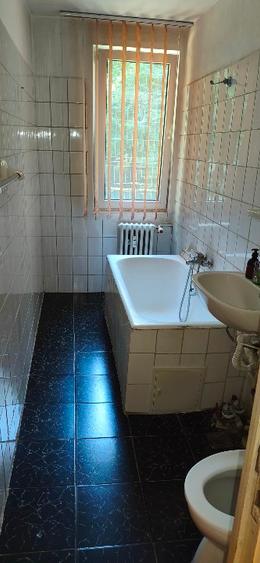 Garsoniera spațioasă, decomandata , 33 mp,