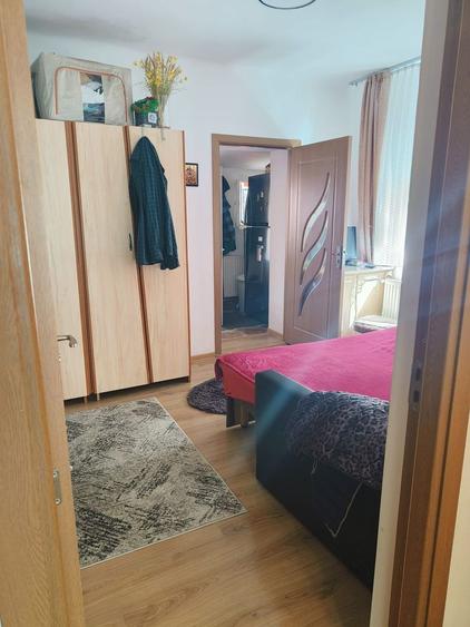 Casa singur in curte zona Astra