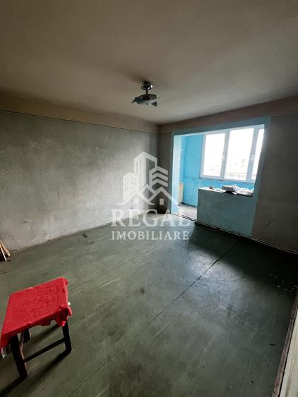 Apartament 2 camere, decomandat – Micro 7, str. Eliberării