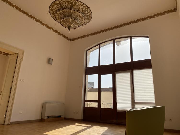 Vila interbelica Restaurata | Birouri | Universitate | Vanzare