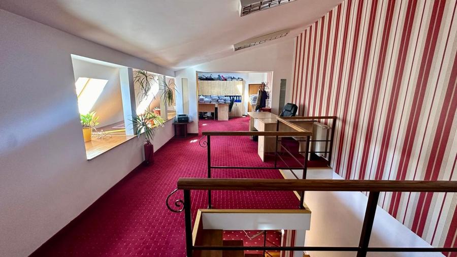 REA1021651 Apartament 6 camere pretabil birou sau rezidential
