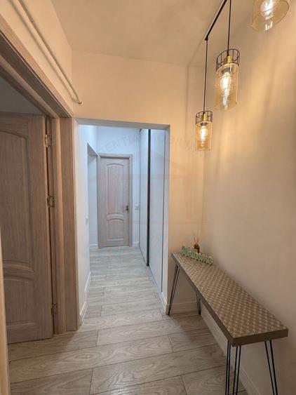 🏡De închiriat 2 camere, Faleza Dunării, 2.500 Ron/lună