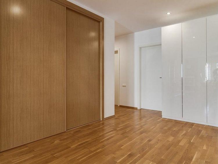 130sqm, 2 UNDERGROUND parkings, Pool&Fitness, VIEW, Ibiza Sol!