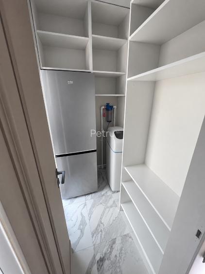 Vilă individuală premium, complet mobilată, 5 camere, 4 băi, 4 locuri de parcare - 16