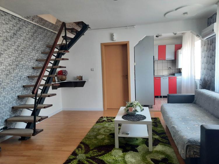 Apartament 3 camere, spatios, strada Rahovei