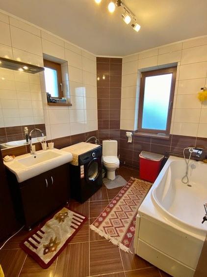 Vanzare Vila sau Casa de vacanta 7 camere Teren 1320mp Breaza