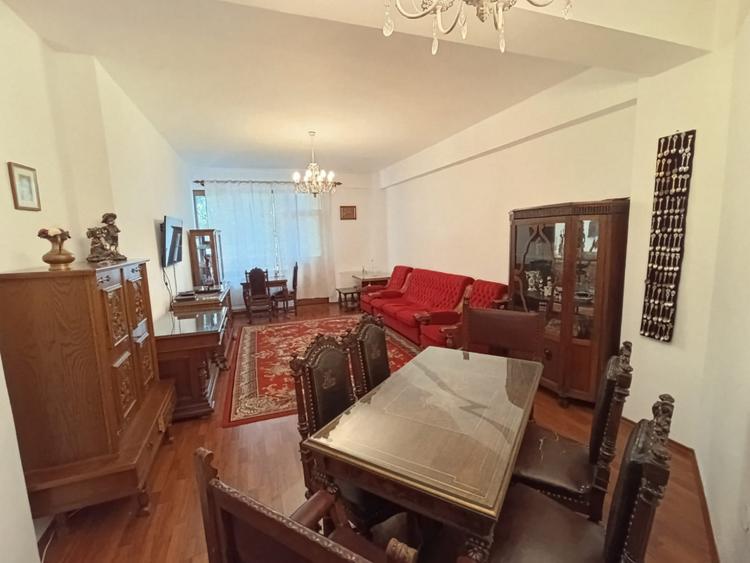 Apartament spatios 3 camere, metrou Jiului, Buc Noi